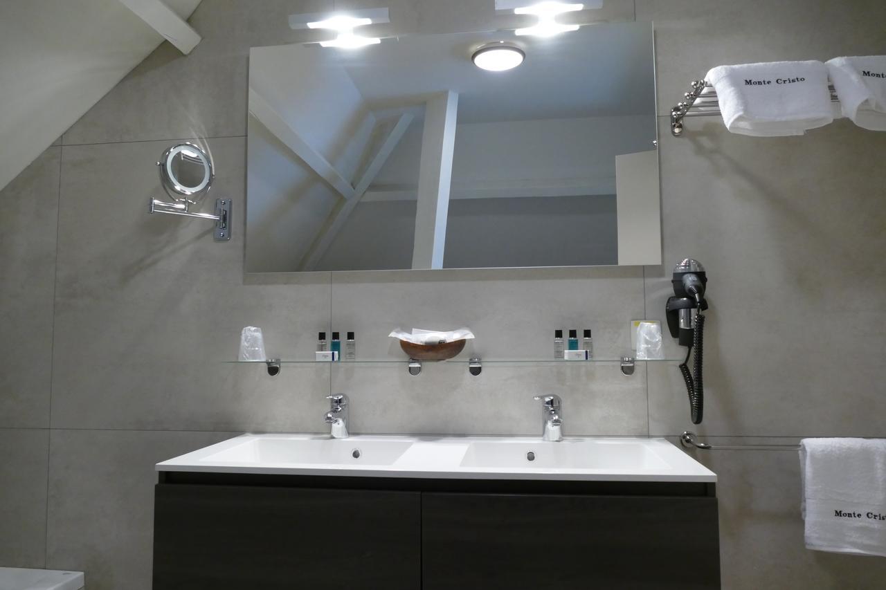 Hotel Monte Cristo Hoeselt Ngoại thất bức ảnh